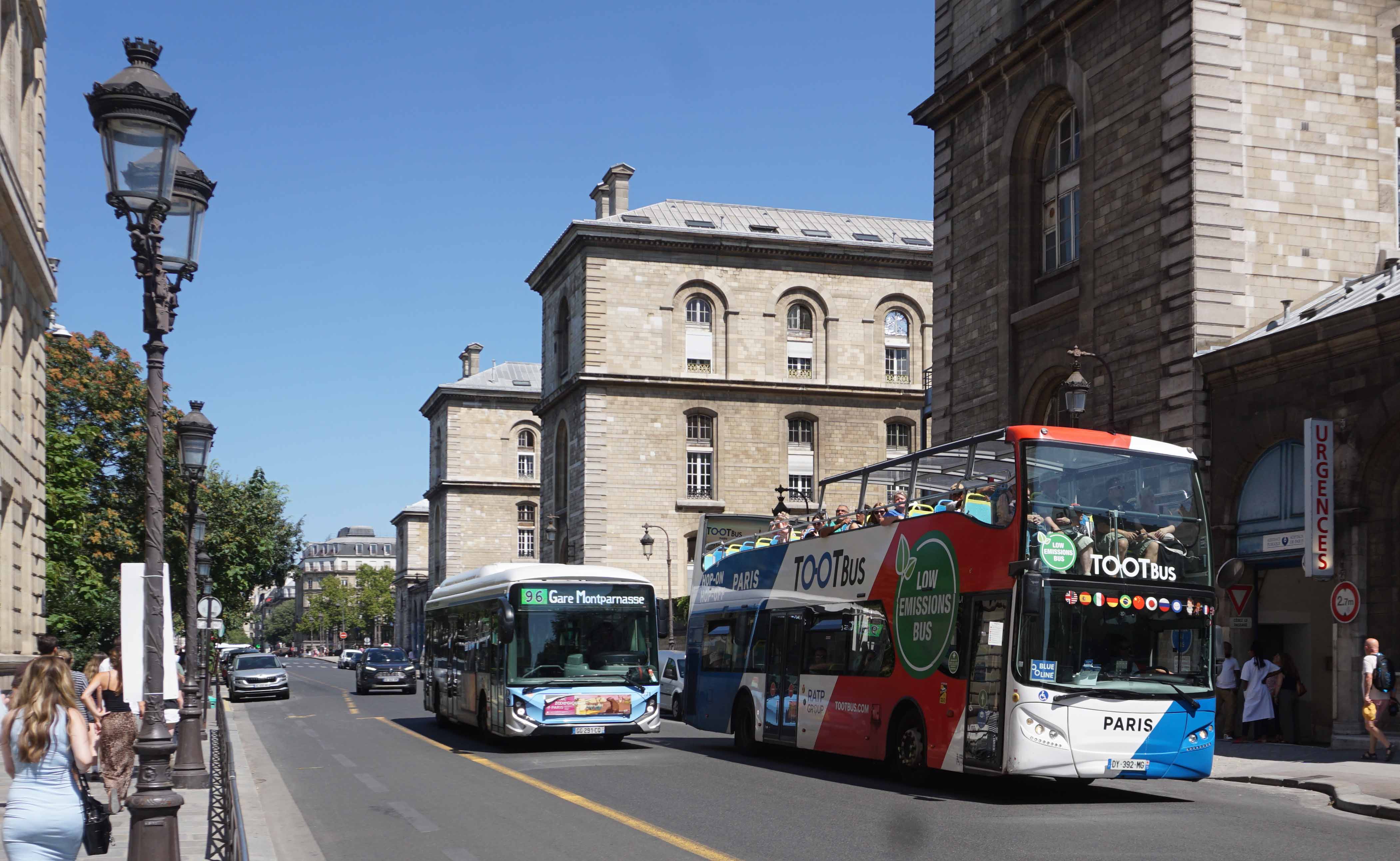 RATP Heuliez GX 337 ELEC 1571 & TOOTbus MAN UNVI Urbis DY392MG